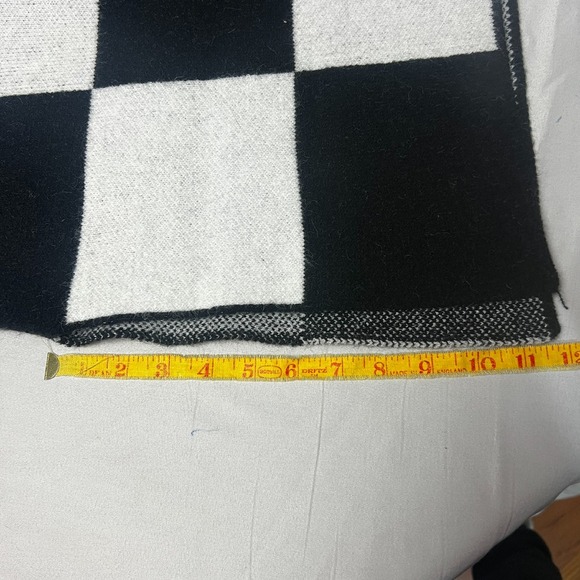 Black and White Checkered Pencil Skirt - Picture 8 of 8